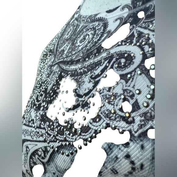 One World Live and Let Live Studded 3/4 Sleeve Top Women's Size Medium - Picture 7 of 15